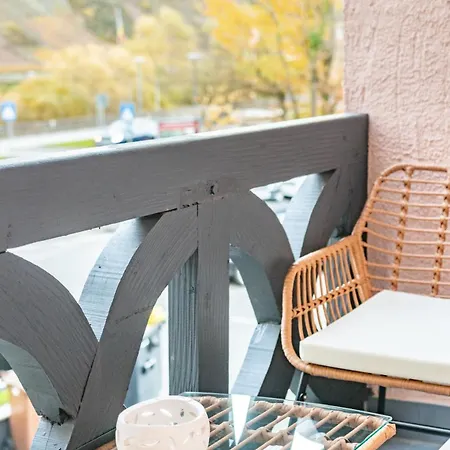 Mosel Liebe, Modernes Mit Moselblick